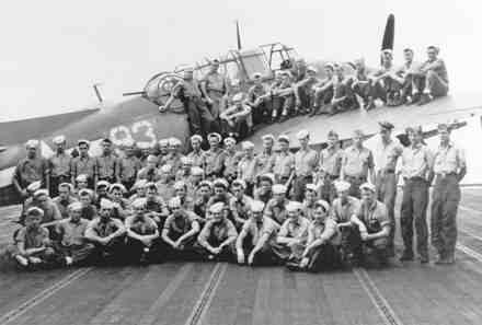 VT-4 Crewmen and Support Personnel