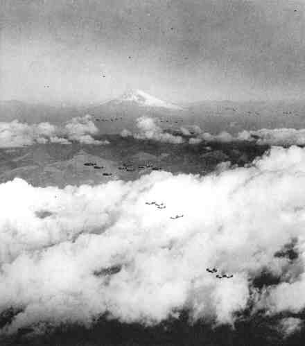 Planes Fly Past Mt Fujiyama